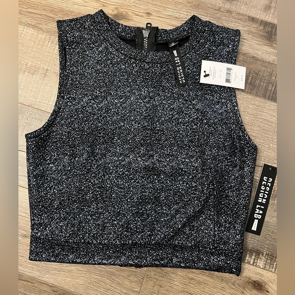 Design Lab Lord & Taylor Sparkling Black and blue Tank cropped Top NWT - Picture 1 of 9